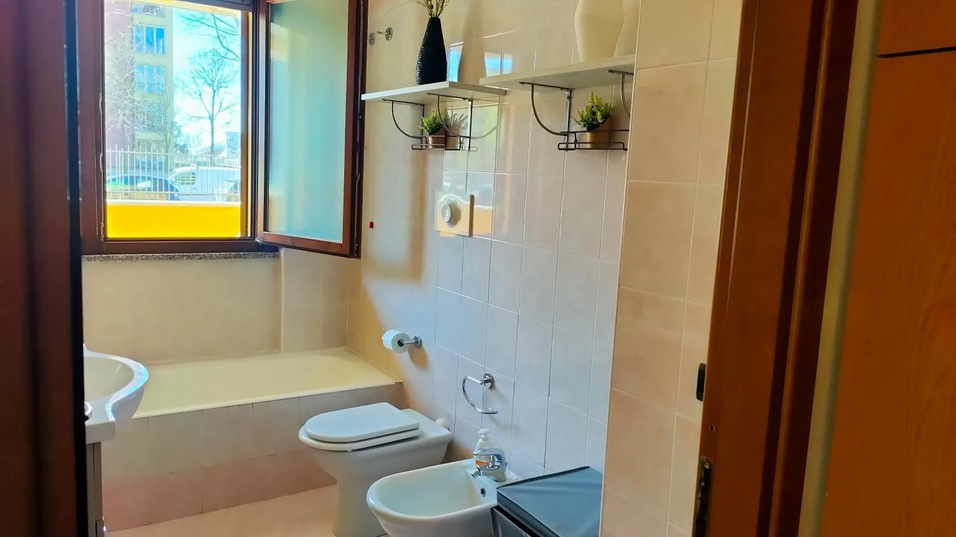Curiel Apartment Rozzano Italy
